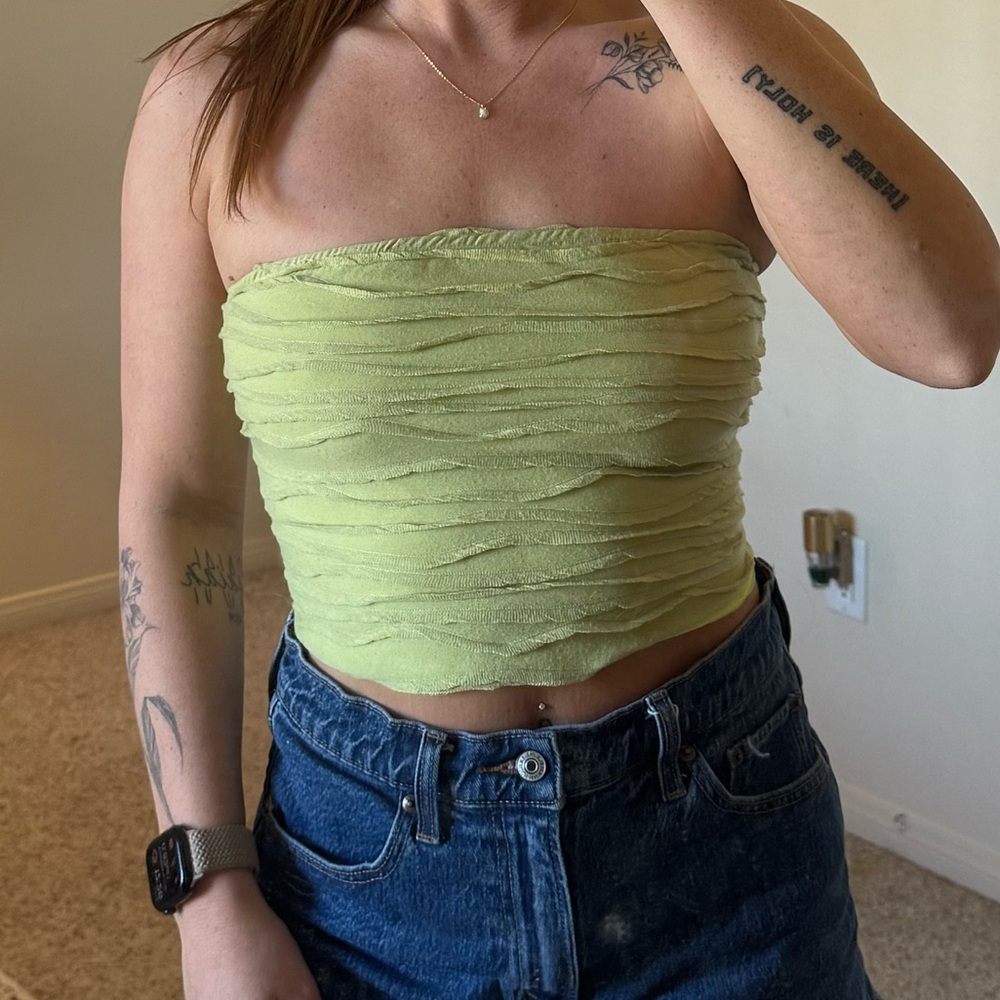 Strapless Ruched Tube Top - Light Green